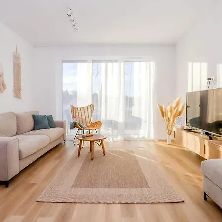 Platan With Lakeview * Балатонбоглар