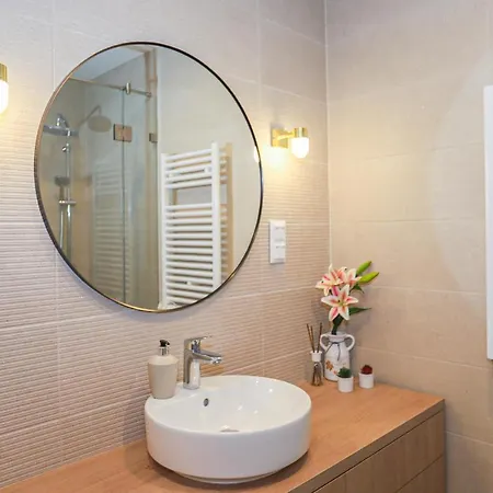 Platan With Lakeview Apartament