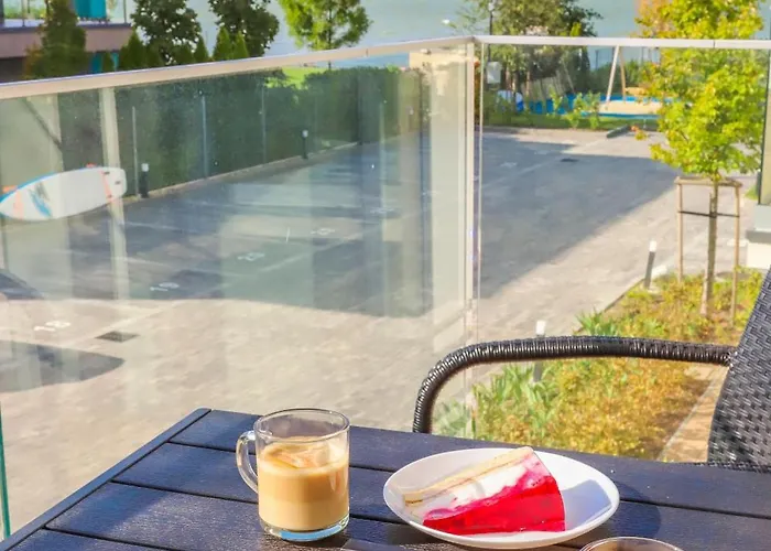 Apartman Platan With Lakeview *